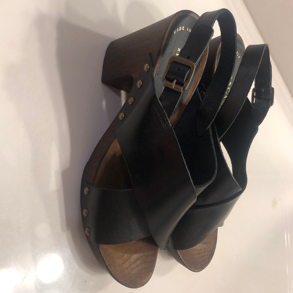 Kenneth Cole black Sandals - Picture 2 of 3